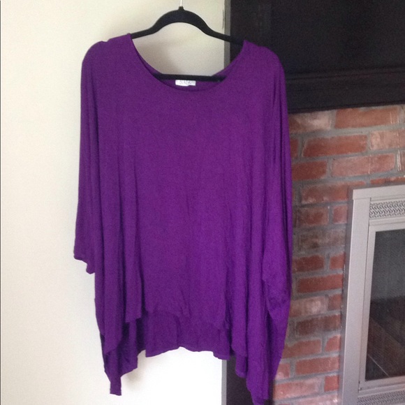 purple batwing top